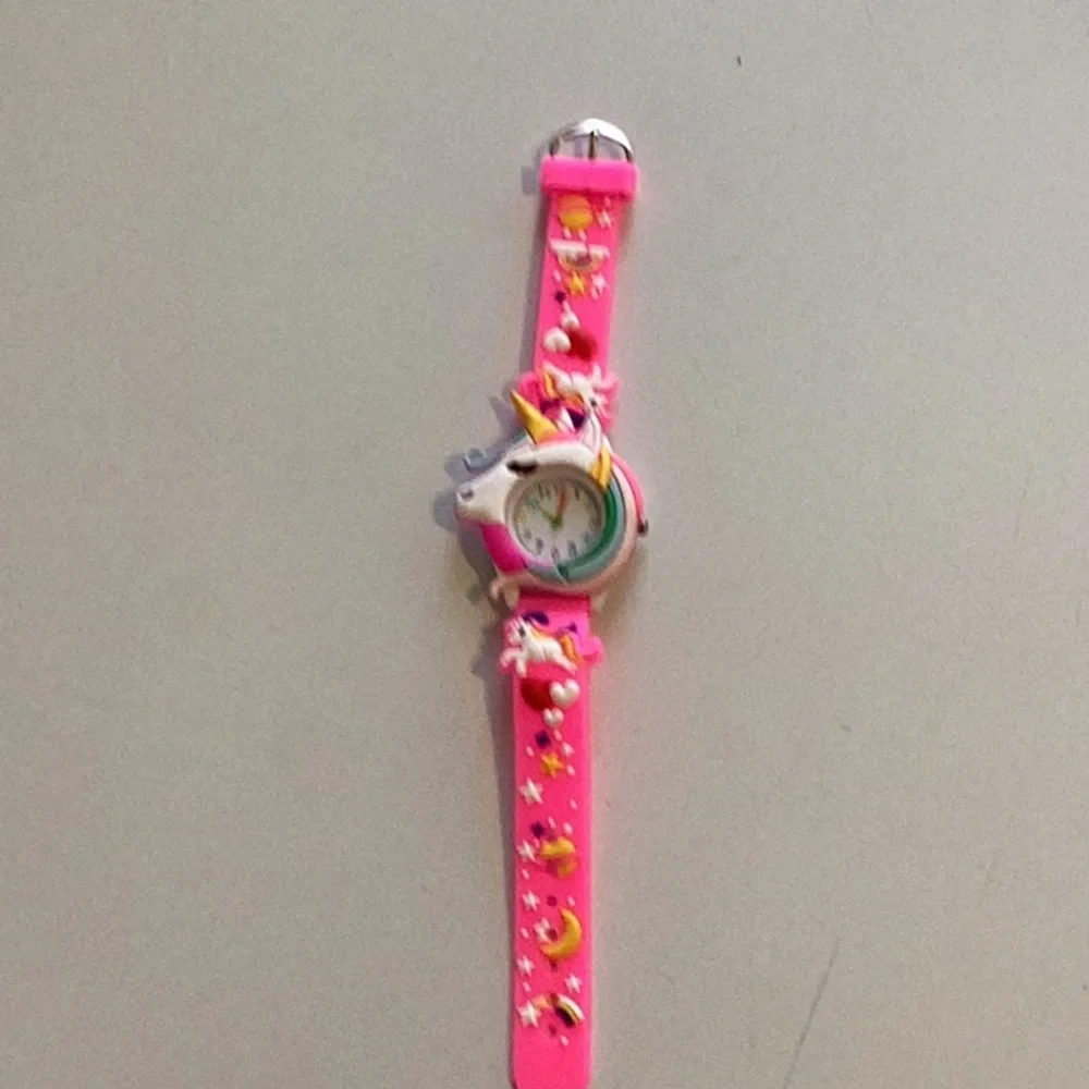Pink Children’s Unicorn-Themed Wristwatch